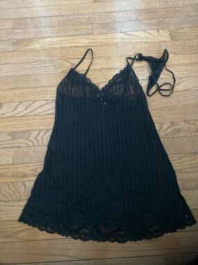 Victoria's Secret Black Lace Slip Chemise (Medium) with Large Thong